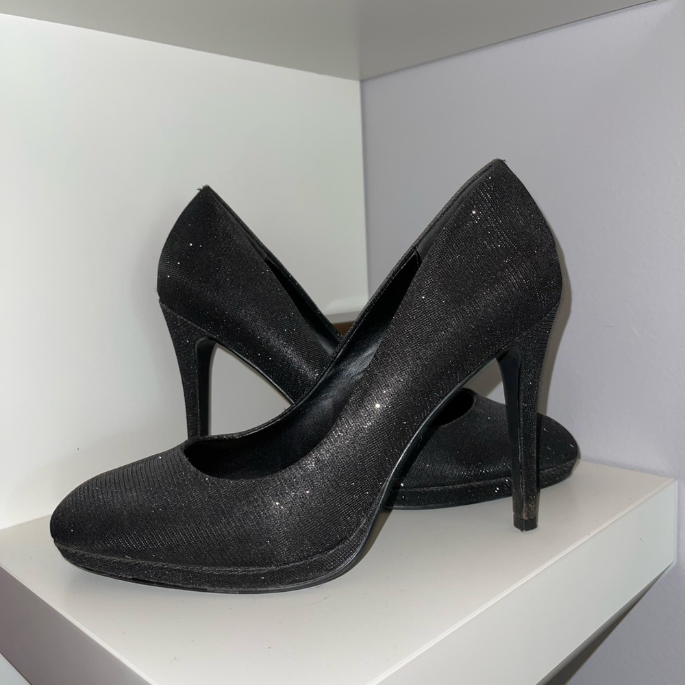 Black sparkly heels